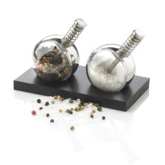 Planet pepper & salt set